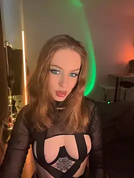 Snapshot of Natural_pussy chatting on July 16, 2026, 9:15 am Natural pussy online show from July 16, 2026, 9:15 am