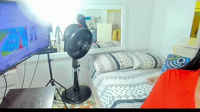 Evelonga 707 online show from January 22, 2025, 7:03 pm