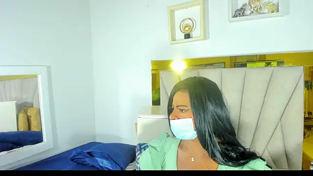 Evelonga 707 online show from January 23, 2025, 7:07 pm