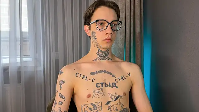 anahori  simon online show from February 3, 2025, 8:13 am