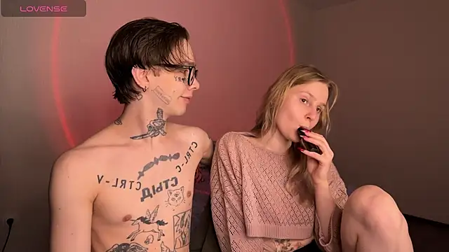 anahori  simon online show from February 19, 2025, 4:55 pm