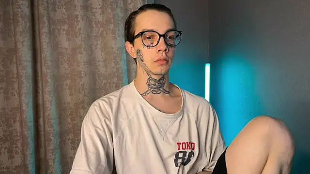 anahori  simon online show from February 25, 2025, 7:58 pm