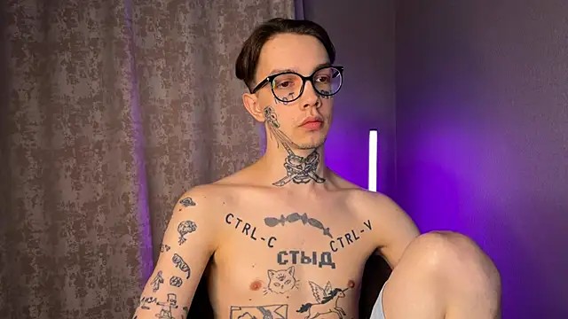 anahori  simon online show from March 6, 2025, 11:53 pm