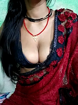 Snapshot of Savita_hotmom chatting on May 5, 2026, 6:38 pm Savita hotmom online show from May 5, 2026, 6:38 pm
