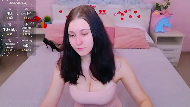 SarahStanley online show from April 23, 2026, 4:09 pm