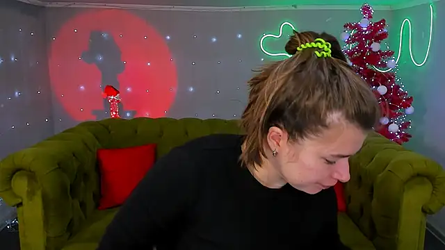  Sun Shy  online show from December 23, 2024, 1:13 pm