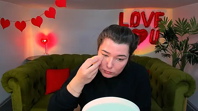  Sun Shy  online show from February 14, 2025, 9:13 am