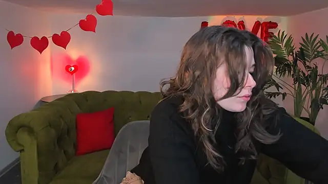  Sun Shy  online show from March 6, 2025, 1:14 pm