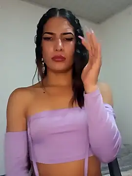 Lanna hott  online show from January 7, 2025, 9:25 pm