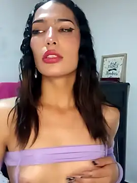 Lanna hott  online show from March 15, 2025, 10:33 pm