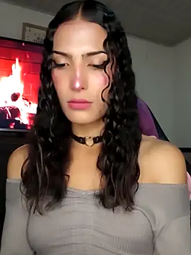 Lanna hott  online show from November 17, 2025, 1:55 am