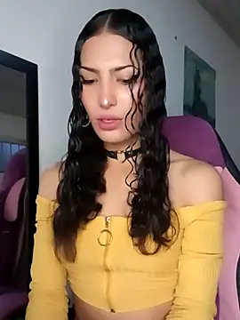 Lanna hott  online show from February 27, 2026, 11:43 am