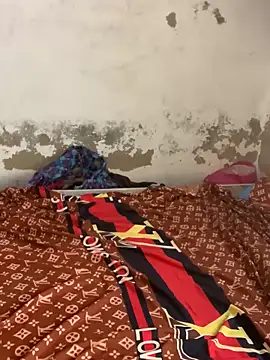 Snapshot of bad-boy-2002 chatting on January 31, 2025, 10:52 am bad-boy-2002 online show from January 31, 2025, 10:52 am