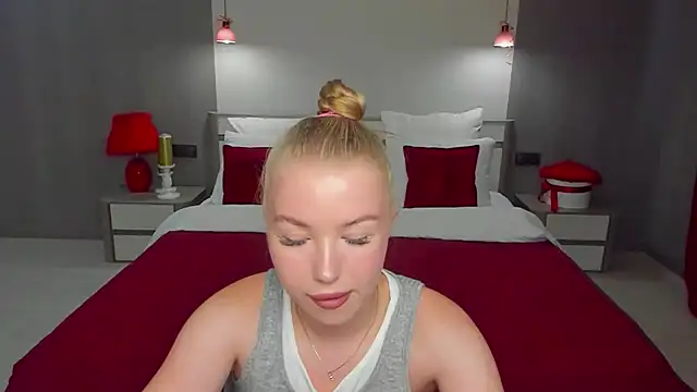 Snapshot of shy__lady chatting on July 12, 2026, 11:34 am shy lady online show from July 12, 2026, 11:34 am