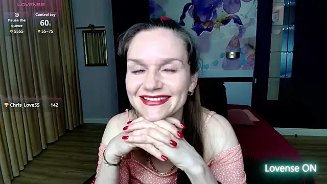 AriaGray online show from April 18, 2026, 7:07 pm