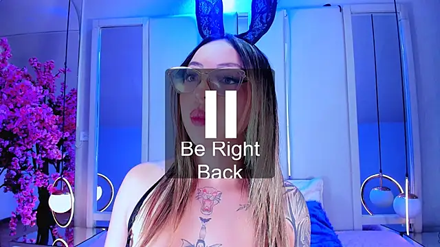 samarajhonson online show from February 15, 2026, 1:31 pm