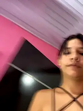 FerneyManti online show from September 27, 2025, 3:22 am