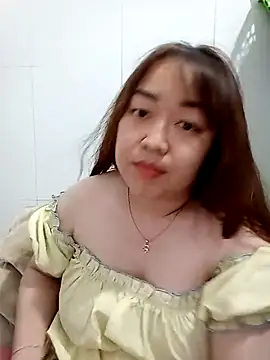 VyOanh2K online show from February 18, 2025, 4:37 pm