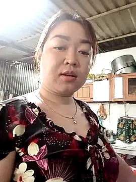 VyOanh2K online show from February 19, 2025, 2:44 am