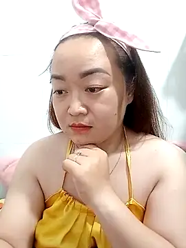 VyOanh2K online show from March 3, 2025, 2:26 pm