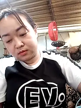 VyOanh2K online show from March 5, 2025, 2:57 am