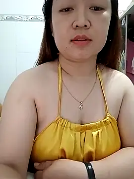 VyOanh2K online show from March 16, 2025, 5:28 pm