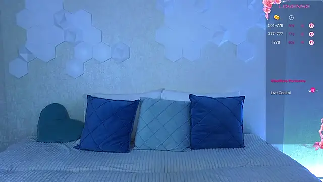 Lynna Sparks online show from March 8, 2026, 3:32 am