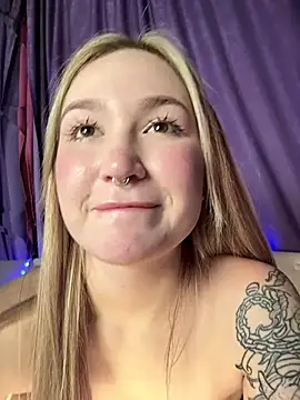 Snapshot of Rimmahottes chatting on February 23, 2025, 3:56 am Rimmahottes online show from February 23, 2025, 3:56 am