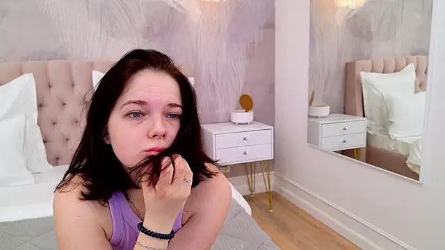 DeniseReese online show from March 13, 2025, 1:43 am