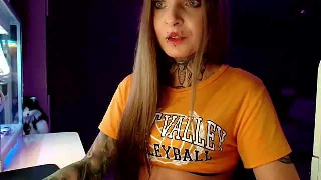 InesGold online show from February 5, 2025, 9:18 pm