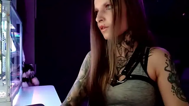 InesGold online show from February 12, 2025, 10:15 pm