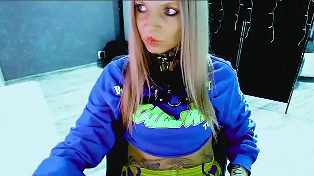 InesGold online show from September 17, 2025, 8:27 am