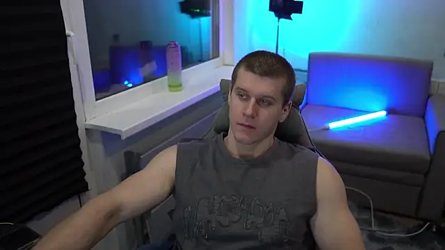 Bruno Banani online show from October 3, 2025, 8:17 pm