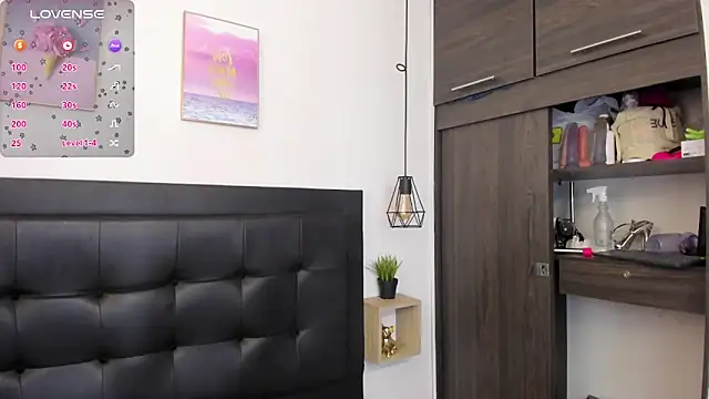 sweet abby1 online show from December 18, 2024, 12:18 pm