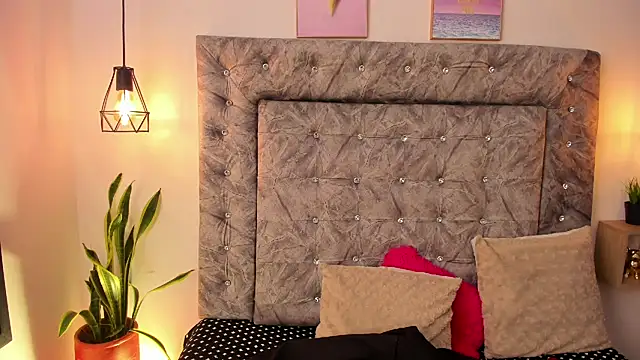 sweet abby1 online show from March 8, 2025, 3:13 pm