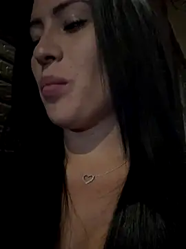 Sara luna  online show from November 16, 2025, 1:55 am