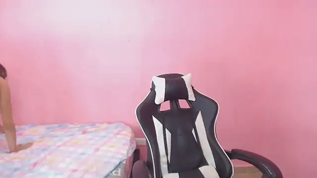 DEMI LEED online show from February 3, 2025, 11:20 am