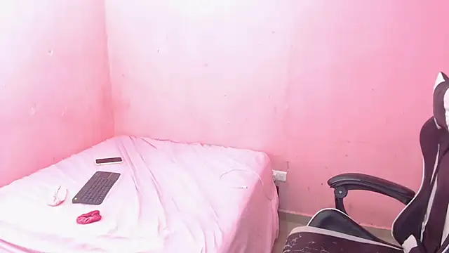 DEMI LEED online show from February 11, 2025, 9:14 pm