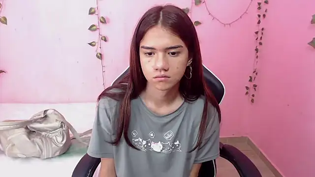 DEMI LEED online show from February 20, 2025, 11:20 am