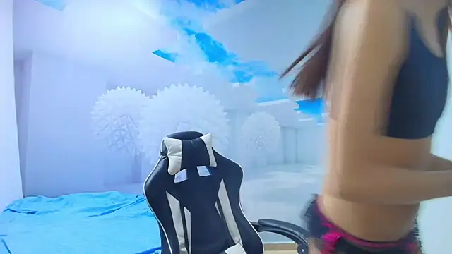 DEMI LEED online show from March 14, 2025, 11:34 am