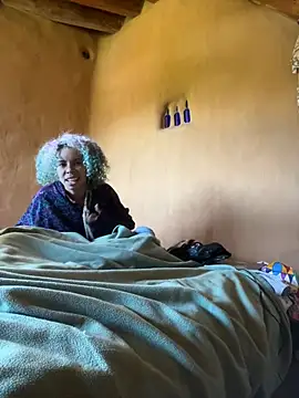 sammoura01 online show from January 13, 2025, 6:05 pm