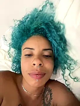 sammoura01 online show from November 7, 2025, 9:26 pm