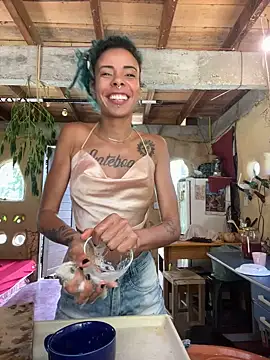 sammoura01 online show from February 8, 2026, 2:31 pm