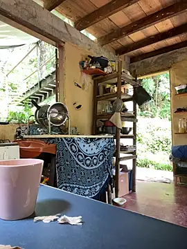 sammoura01 online show from April 4, 2026, 3:53 pm