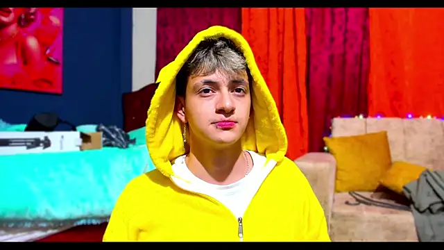 GabyThoms online show from January 31, 2025, 3:52 am