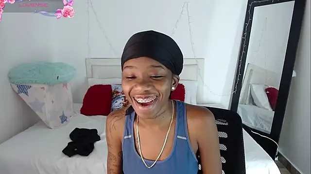 Rihana hot01 online show from December 4, 2024, 8:01 am