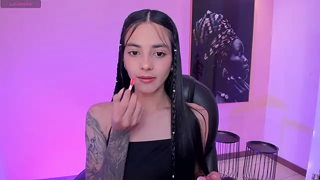 HannahJamesX online show from September 20, 2025, 6:53 pm