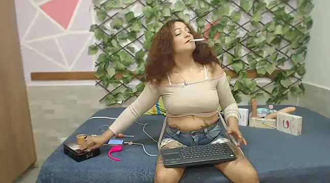 Lena lawson online show from February 5, 2025, 5:09 am