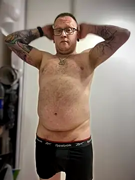 PierreNaked89 online show from October 7, 2025, 10:18 pm