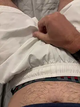 tubfunaske online show from September 26, 2025, 6:12 pm